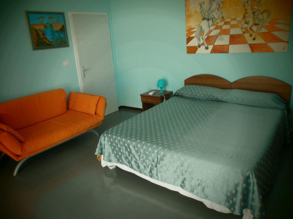 Il Leprotto - Room & Breakfast Altedo المظهر الخارجي الصورة