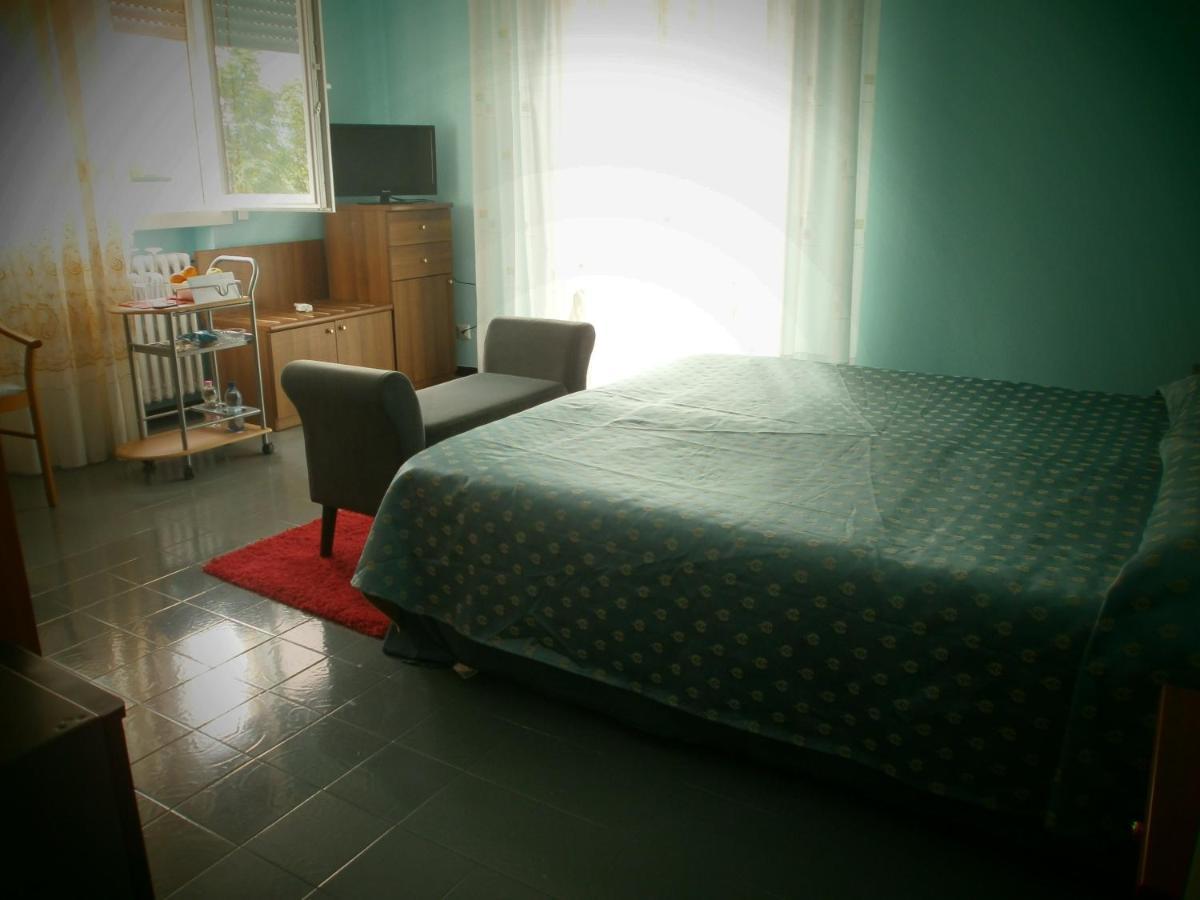 Il Leprotto - Room & Breakfast Altedo المظهر الخارجي الصورة